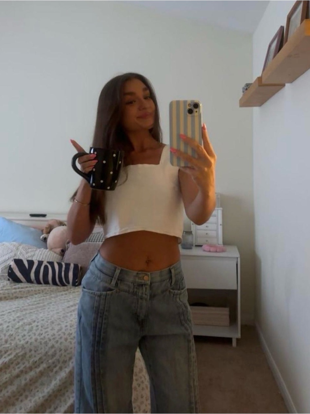 entro White Cropped Square-Neck Tank